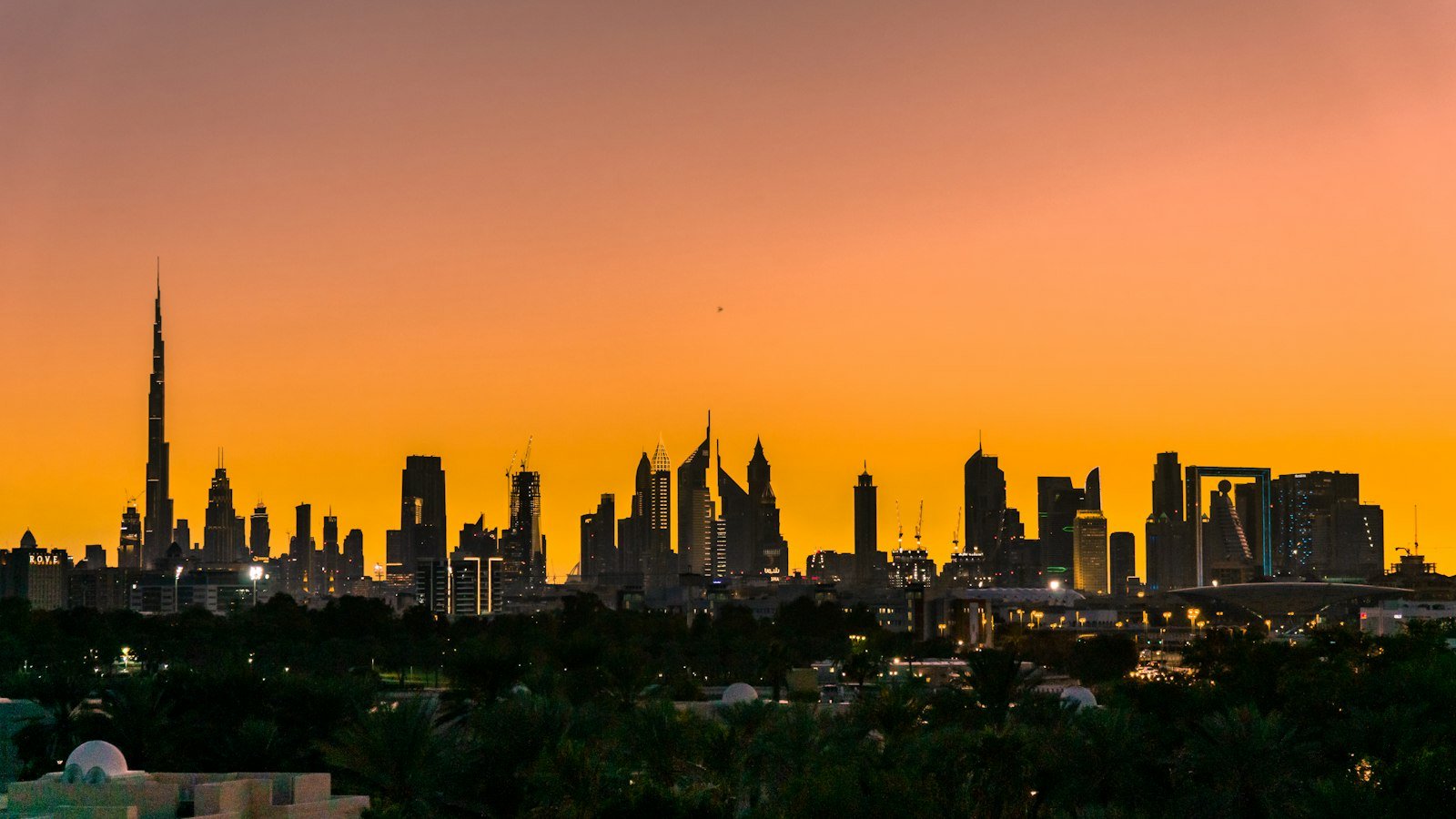 Where to Stay in Dubai: Marina vs Downtown vs Palm vs Old Dubai (2026)
